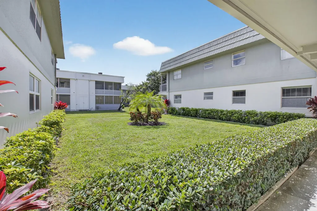 642 N Flanders N Delray Beach FL 33484