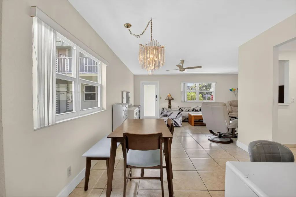 642 N Flanders N Delray Beach FL 33484