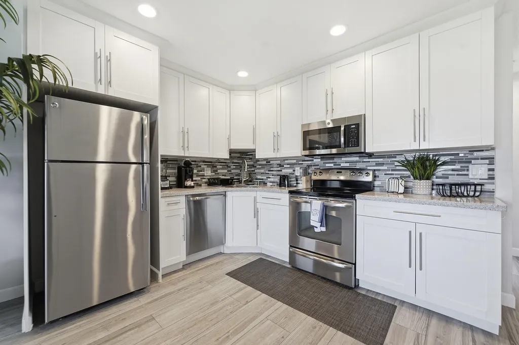 5208 NE 24th Terrace Fort Lauderdale FL 33308