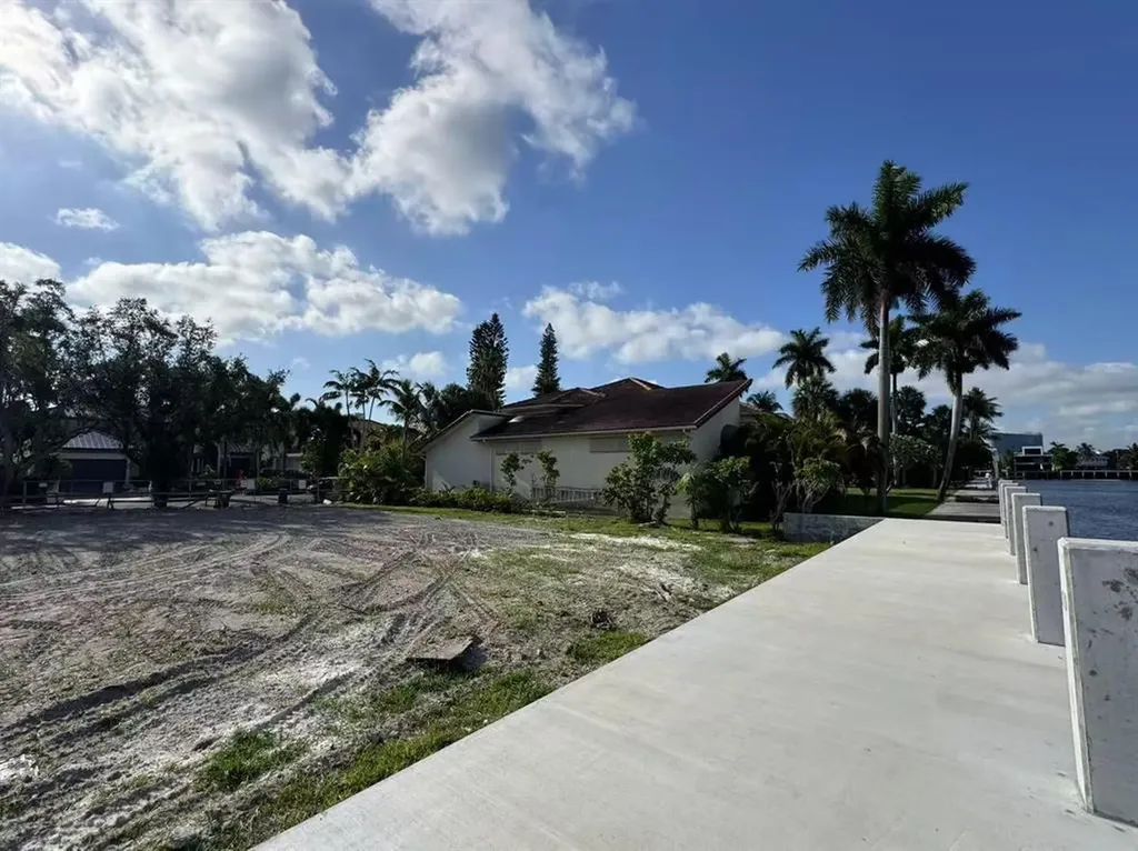 455 Bontona Avenue Fort Lauderdale FL 33301
