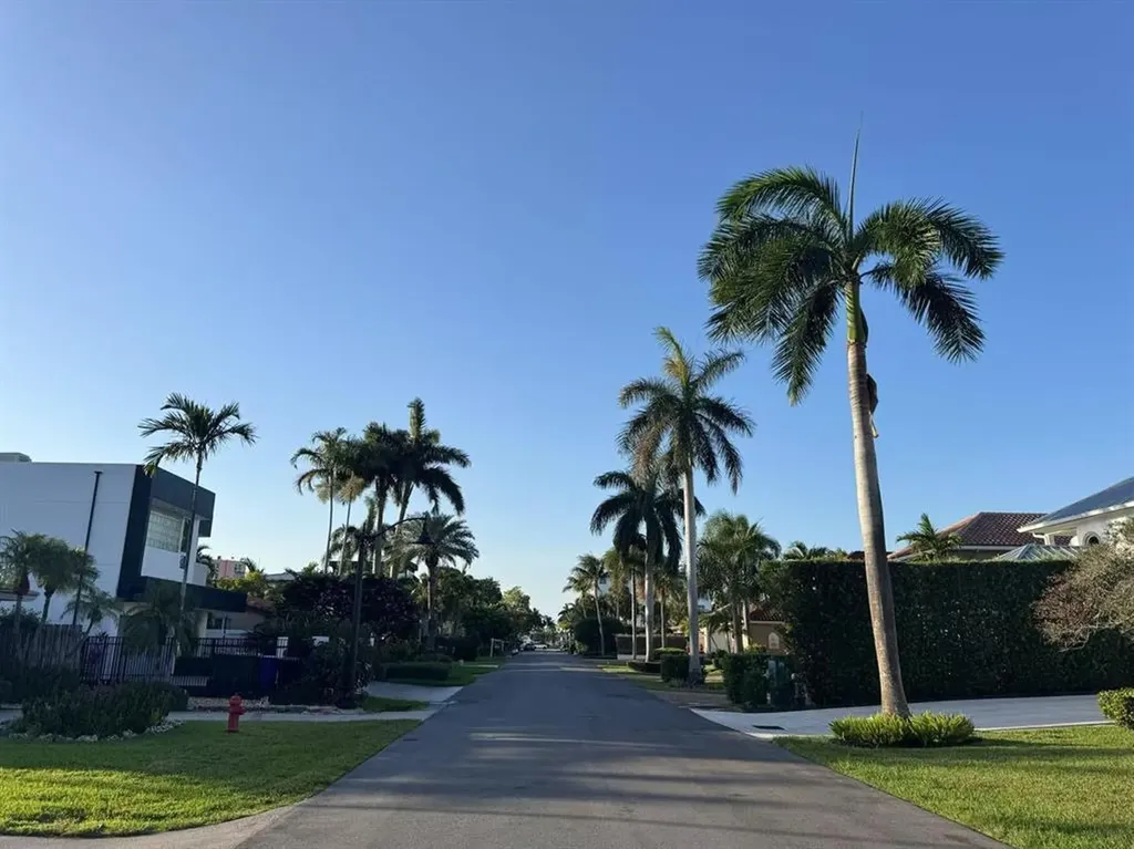 455 Bontona Avenue Fort Lauderdale FL 33301