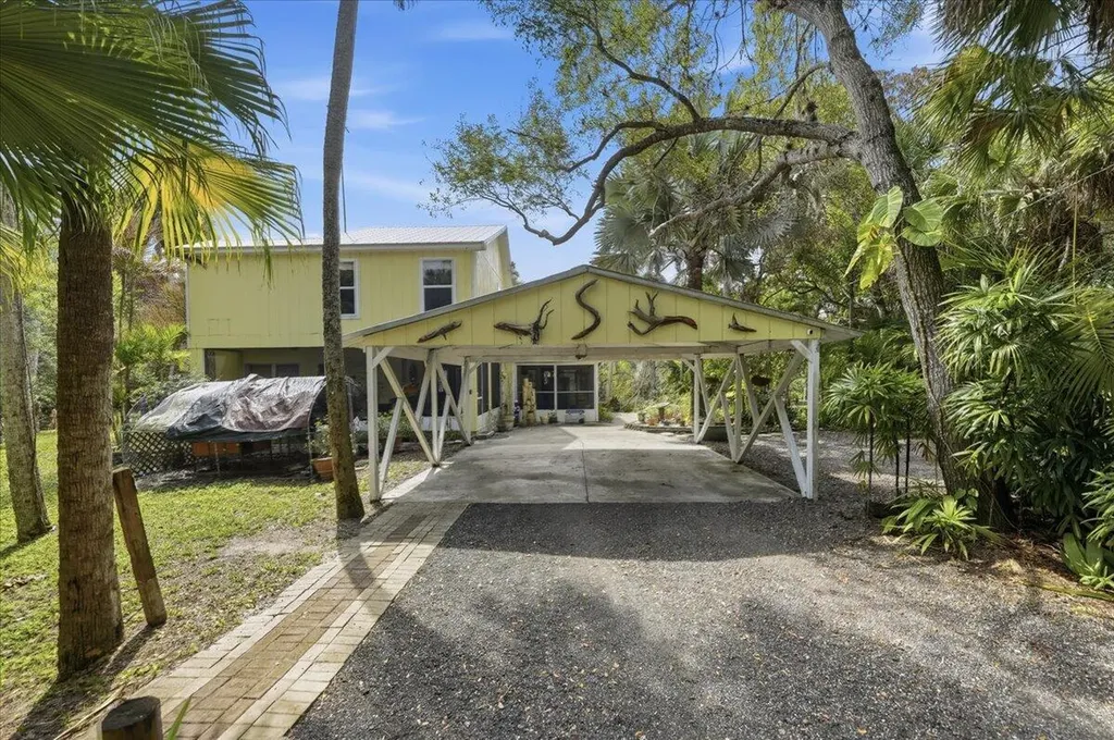6423 Riverland Drive Fort Pierce FL 34982