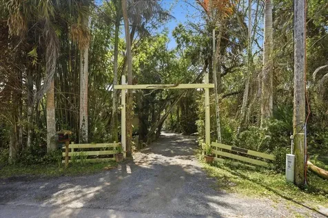 6423 Riverland Drive Fort Pierce FL 34982