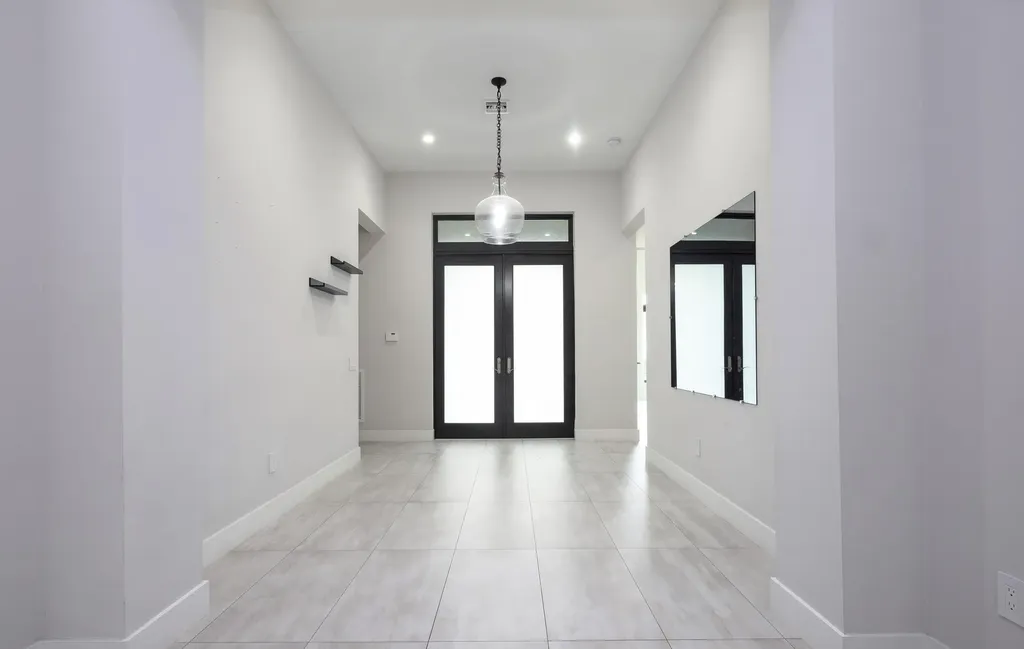 5663 W Brookfield Circle Hollywood FL 33312