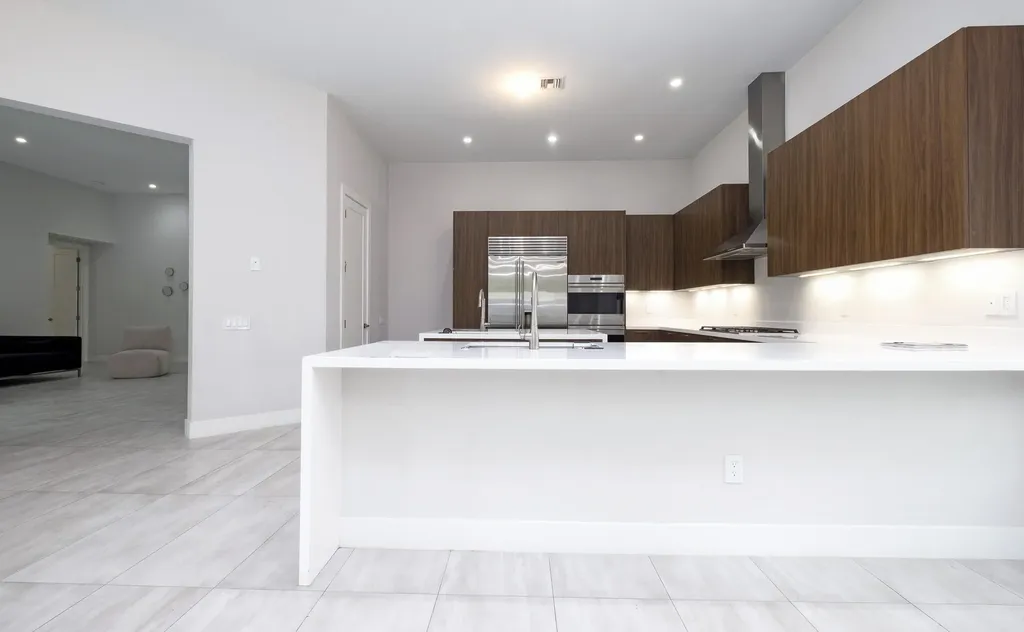 5663 W Brookfield Circle Hollywood FL 33312