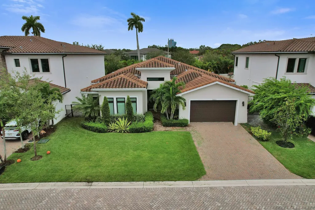 5663 W Brookfield Circle Hollywood FL 33312
