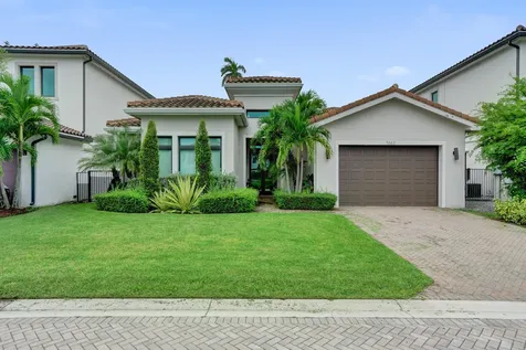 5663 W Brookfield Circle Hollywood FL 33312