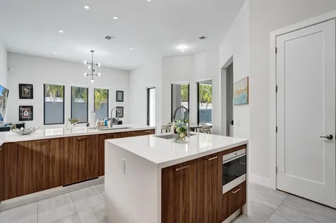 5663 W Brookfield Circle Hollywood FL 33312
