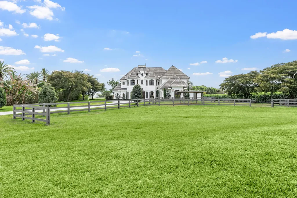 3585 Aiken Court Wellington FL 33414