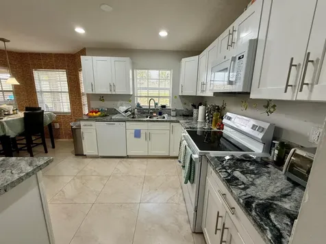 2401 NW 139th Avenue Sunrise FL 33323