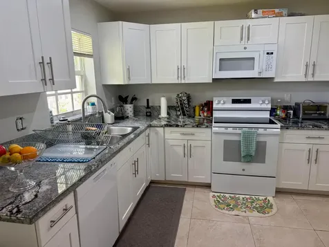 2401 NW 139th Avenue Sunrise FL 33323