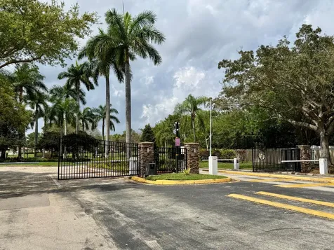 2401 NW 139th Avenue Sunrise FL 33323