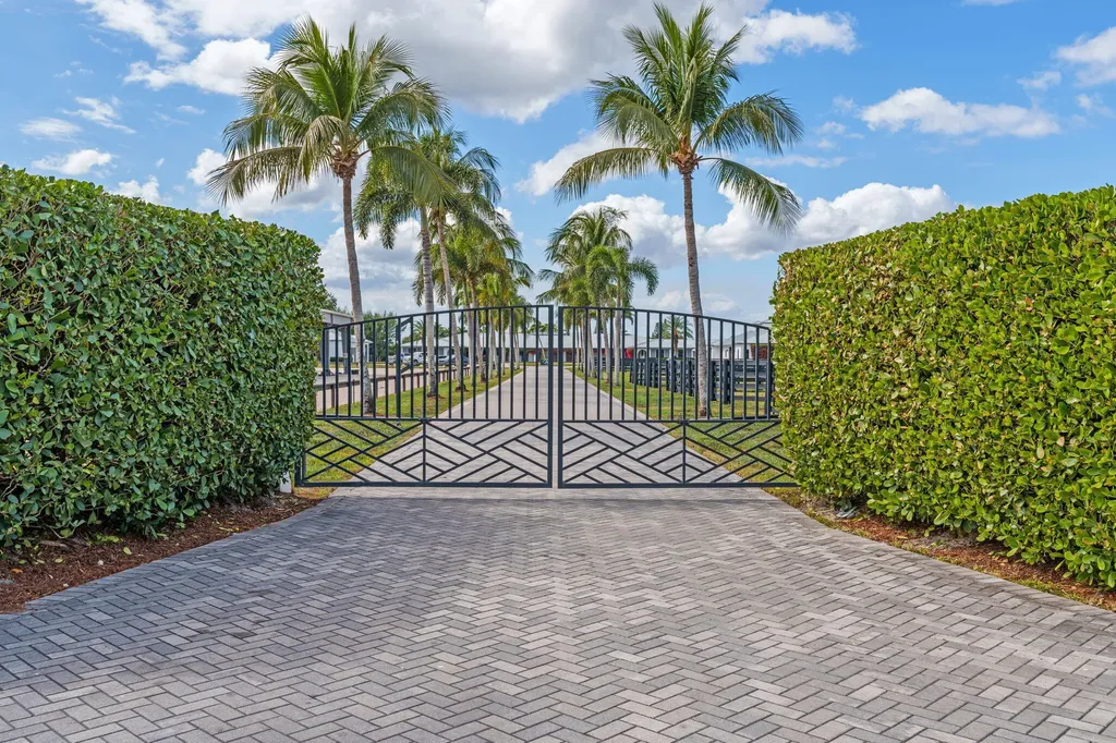 13155 Southfields Road Wellington FL 33414