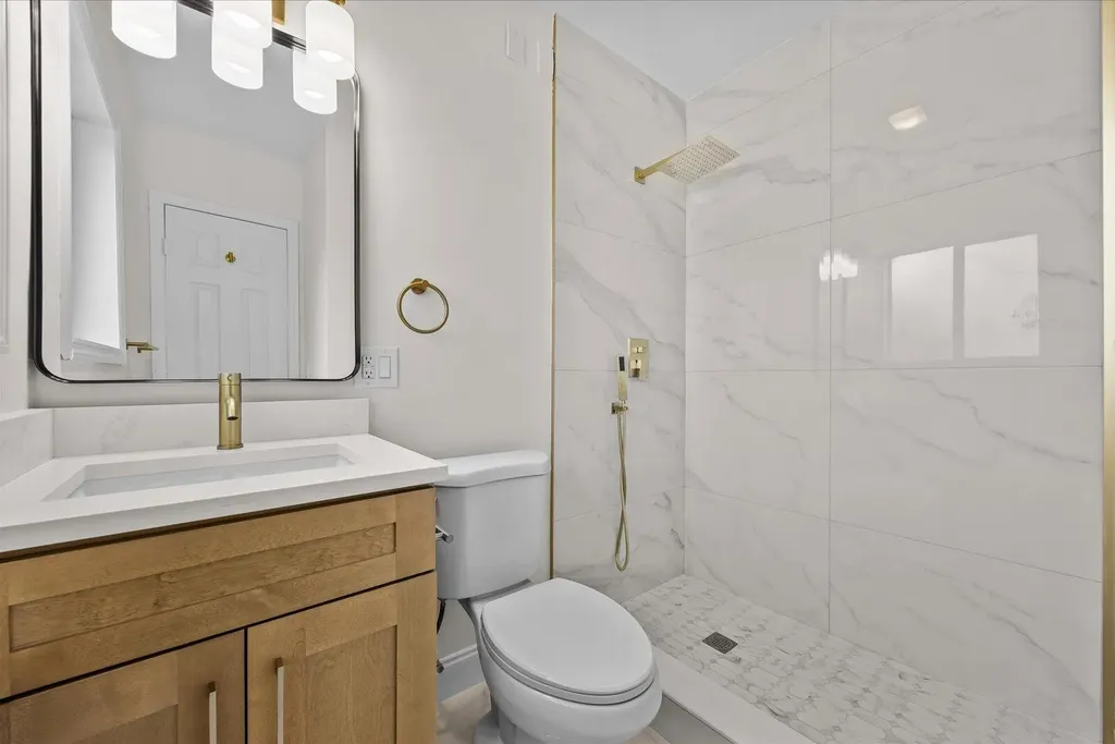 800 SE 13th Court Deerfield Beach FL 33441