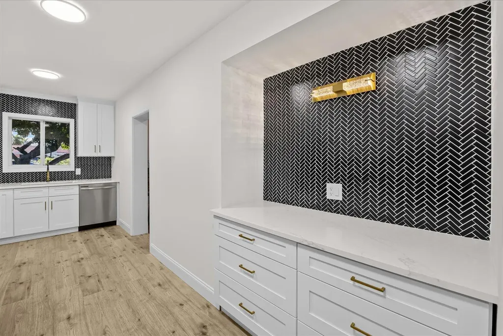 800 SE 13th Court Deerfield Beach FL 33441