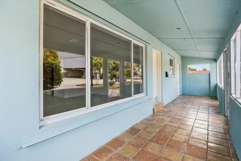 800 SE 13th Court Deerfield Beach FL 33441