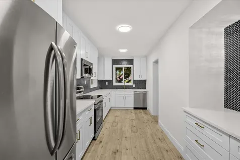 800 SE 13th Court Deerfield Beach FL 33441