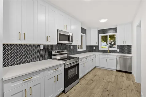 800 SE 13th Court Deerfield Beach FL 33441