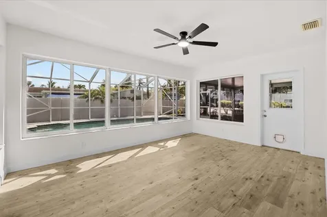 800 SE 13th Court Deerfield Beach FL 33441