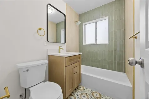 800 SE 13th Court Deerfield Beach FL 33441