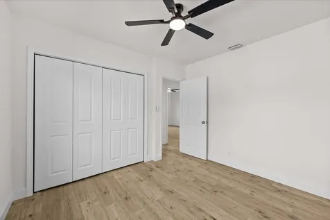 800 SE 13th Court Deerfield Beach FL 33441