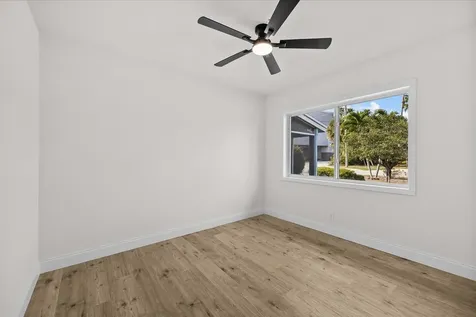 800 SE 13th Court Deerfield Beach FL 33441