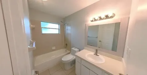 141 NE 17th Court Boynton Beach FL 33435