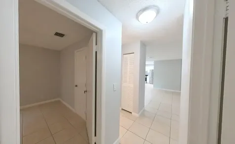 141 NE 17th Court Boynton Beach FL 33435