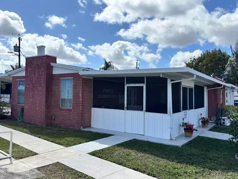 4121 88th Court S Boynton Beach FL 33436