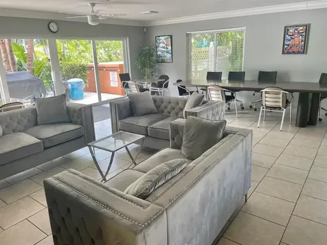 136 NE 19th Court Wilton Manors FL 33305