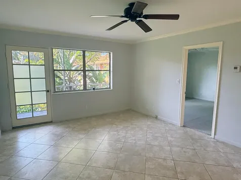 136 NE 19th Court Wilton Manors FL 33305