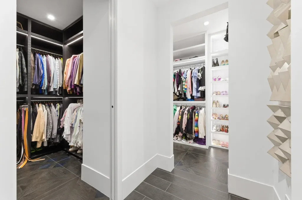 254 Atlantic Avenue Palm Beach FL 33480