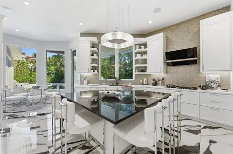 254 Atlantic Avenue Palm Beach FL 33480