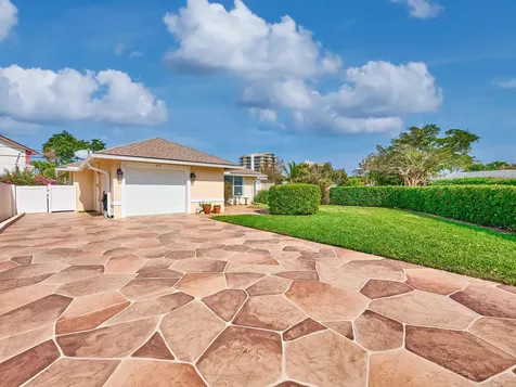 471 Neptune Road Juno Beach FL 33408