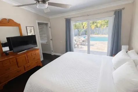 525 NE 27th Street Wilton Manors FL 33334