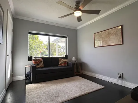 525 NE 27th Street Wilton Manors FL 33334