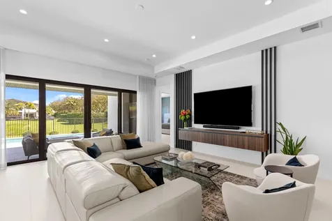 17136 Aquavera Way Boca Raton FL 33496