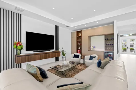 17136 Aquavera Way Boca Raton FL 33496