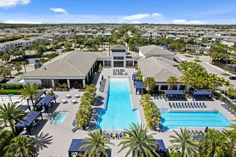 17136 Aquavera Way Boca Raton FL 33496