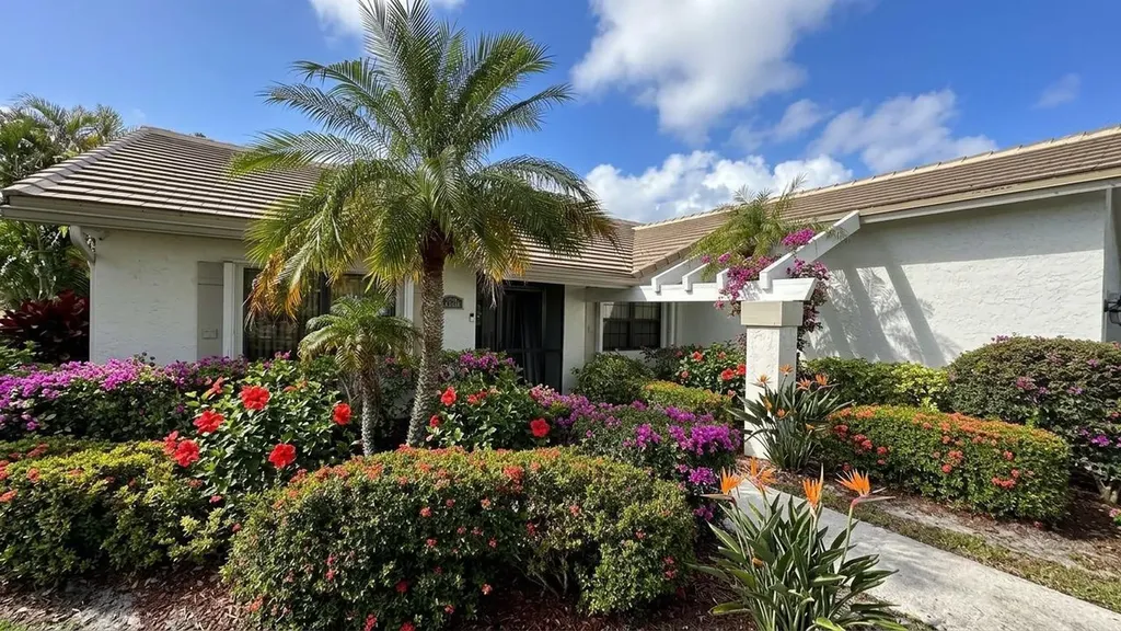 6594 Casabella Lane Boca Raton FL 33433