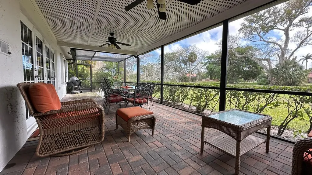 6594 Casabella Lane Boca Raton FL 33433
