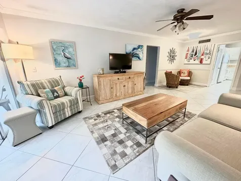 6 Garden Street Tequesta FL 33469