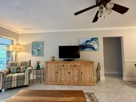 6 Garden Street Tequesta FL 33469