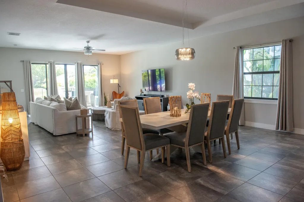 2929 Gin Berry Way West Palm Beach FL 33401