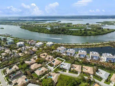 9078 Castle Harbour Circle Vero Beach FL 32963