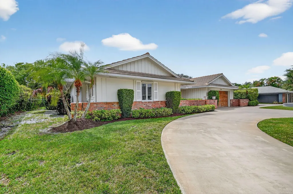 229 Walton Heath Drive Atlantis FL 33462