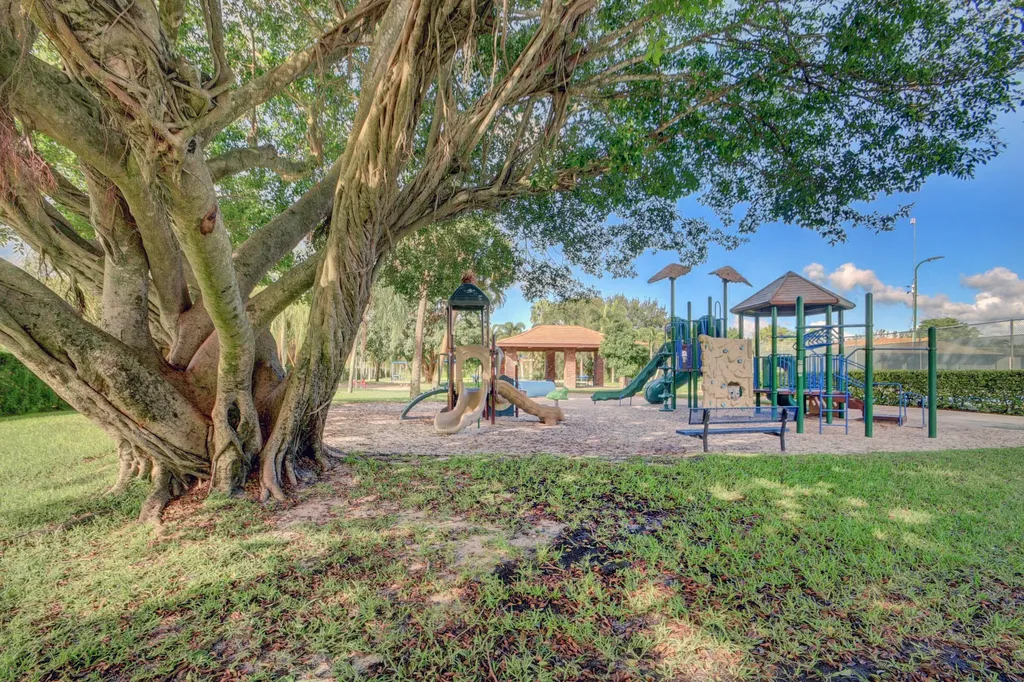 229 Walton Heath Drive Atlantis FL 33462