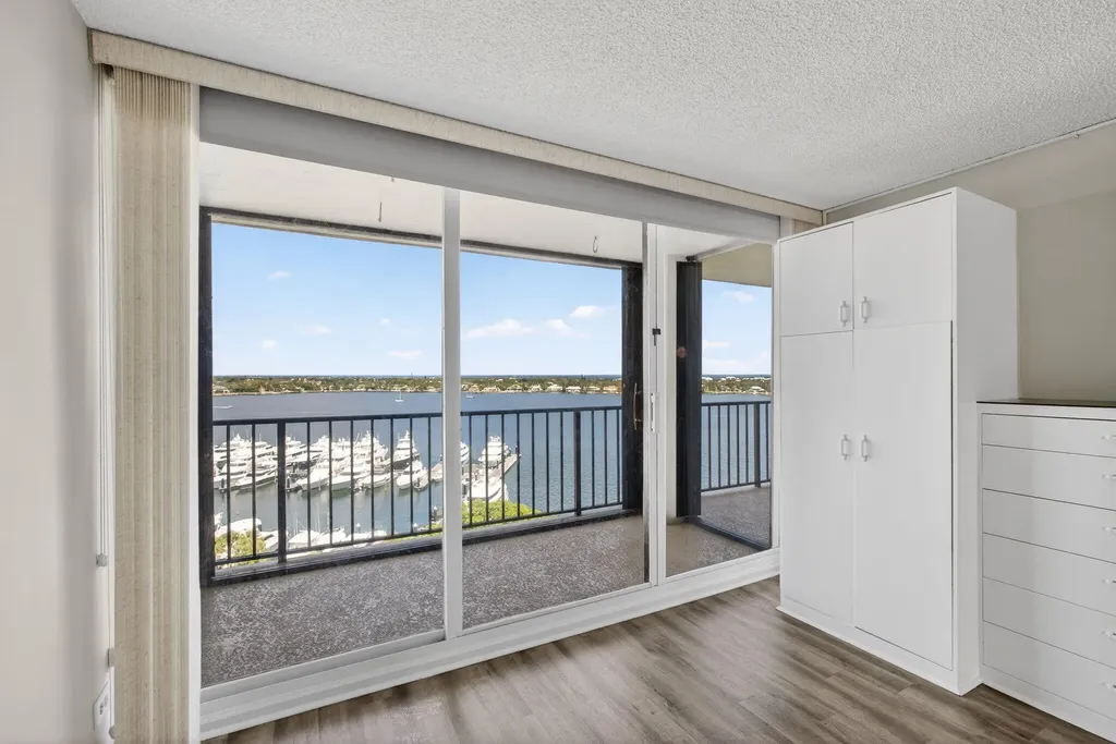 134 Lakeshore Drive North Palm Beach FL 33408
