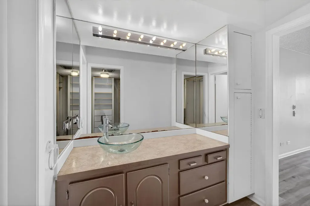 134 Lakeshore Drive North Palm Beach FL 33408