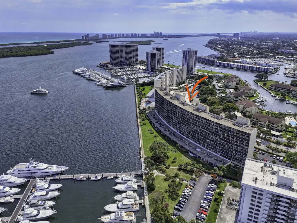 134 Lakeshore Drive North Palm Beach FL 33408
